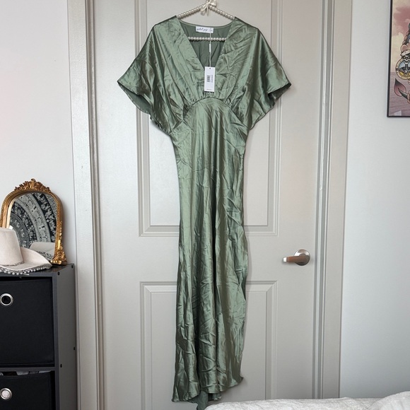 Petal & Pup Dresses & Skirts - Petal & Pup Ricki Sage Satin V-Neck Maxi Dress